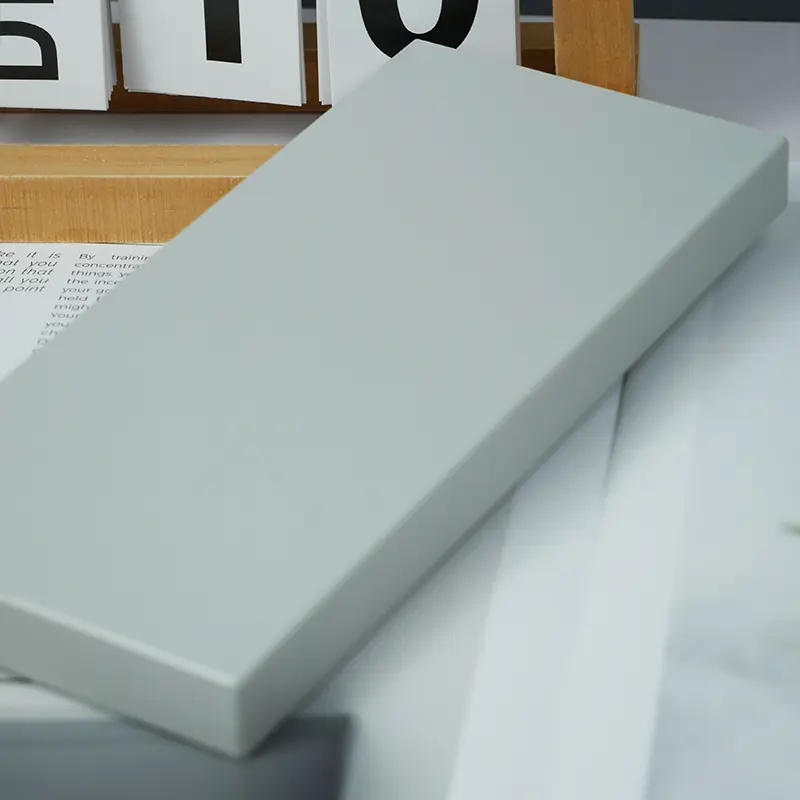 25 mm magas fényű PET furnérlemez